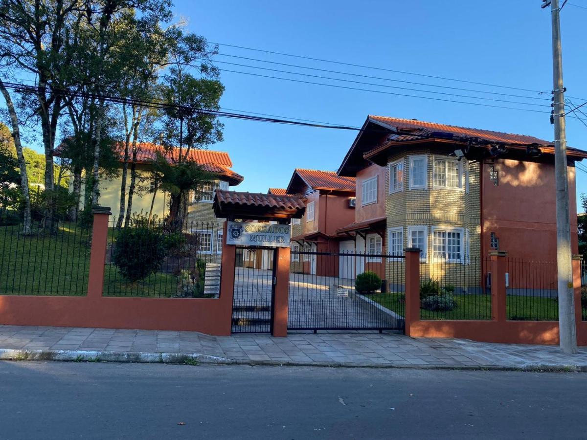 Sobrados Muller Gramado Exterior foto